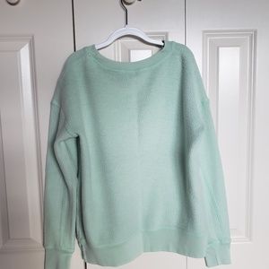 American eagle pullover sweatshirt